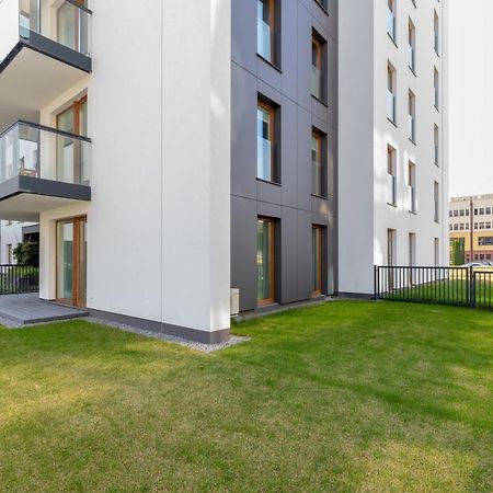 شقة غدانسك  في Harmonia Oliwska Premium By Renters Prestige المظهر الخارجي الصورة
