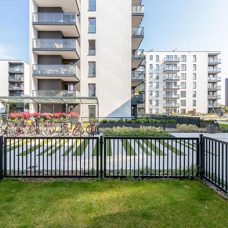 شقة غدانسك  في Harmonia Oliwska Premium By Renters Prestige المظهر الخارجي الصورة